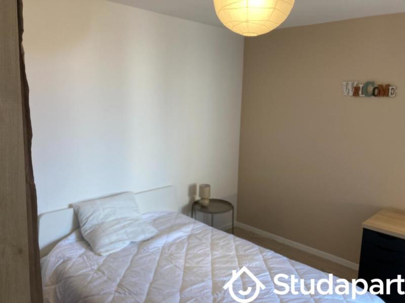 Chambre - 10 m² - 1 pièce