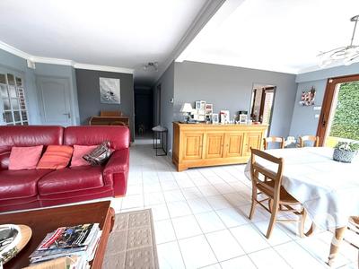 Maison - 147 m² - 6 pièces