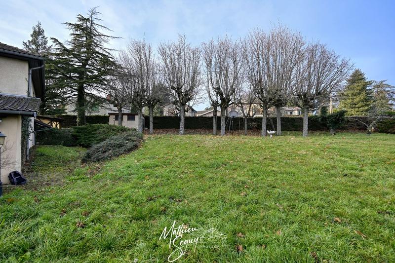 Terrain constructible - 351 m²