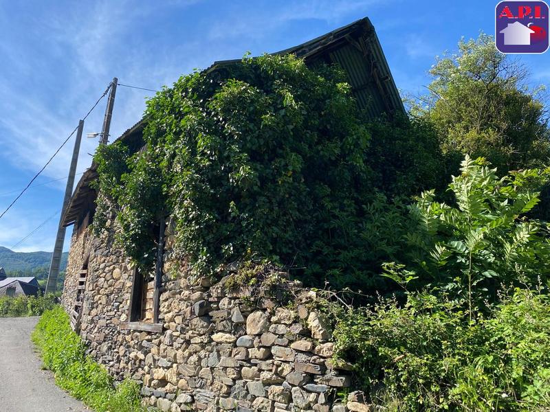 Grange - 85 m² - 2 pièces