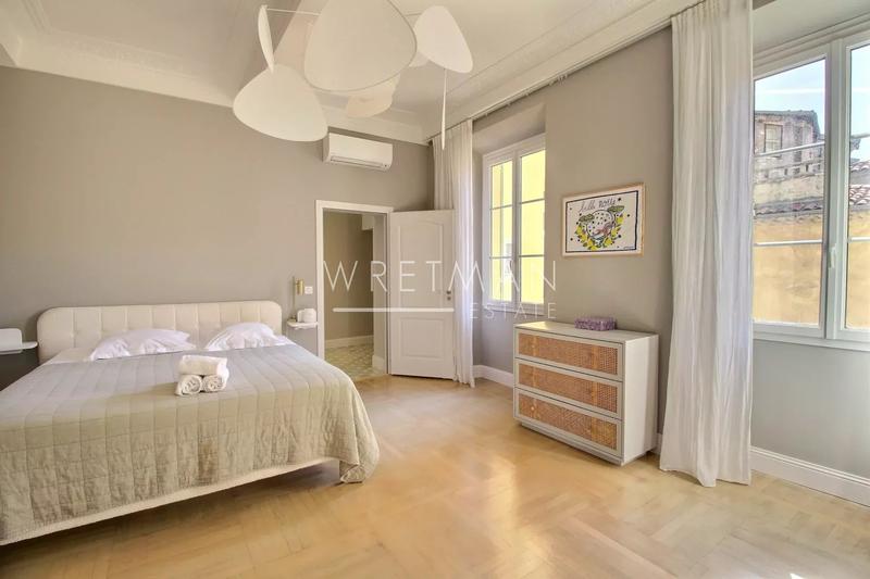 Appartement - 112 m² - 4 pièces