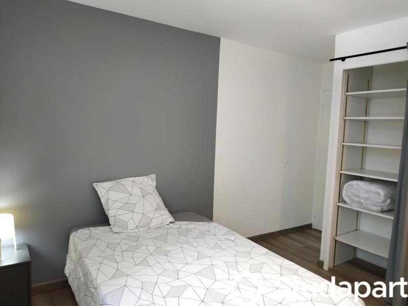 Chambre - 10 m² - 1 pièce