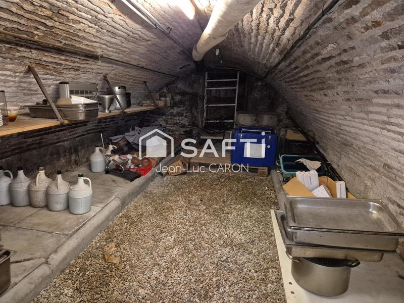 Local commercial - 449 m² - 20 pièces