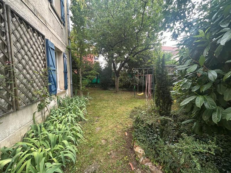 Immeuble - 198 m² - 3 pièces