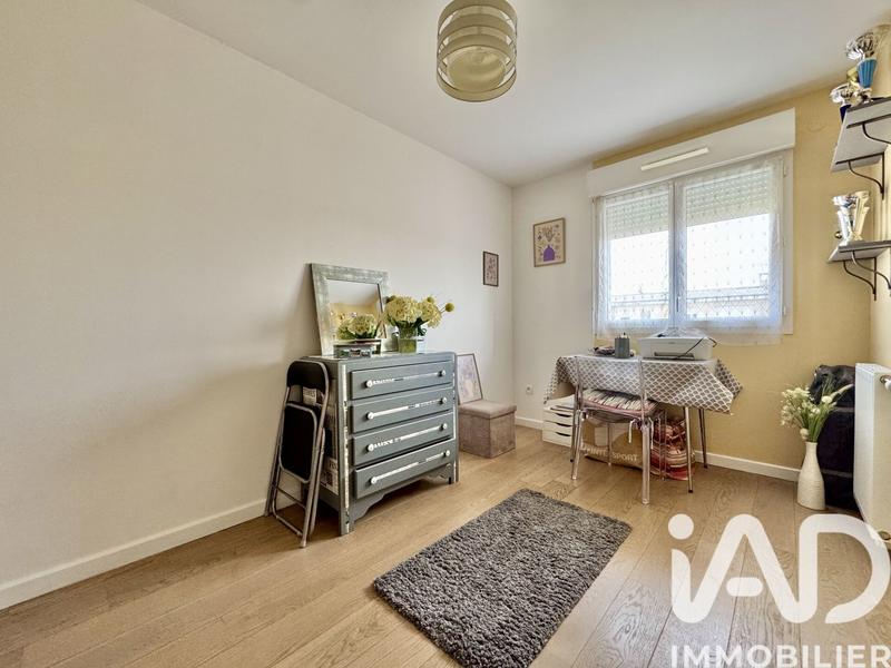 Appartement - 98 m² - 5 pièces