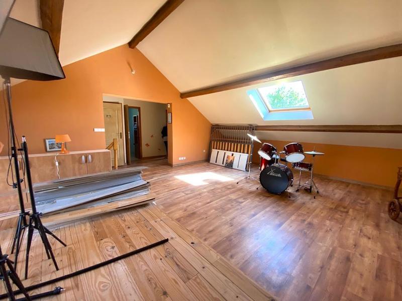 Maison - 147 m² - 6 pièces