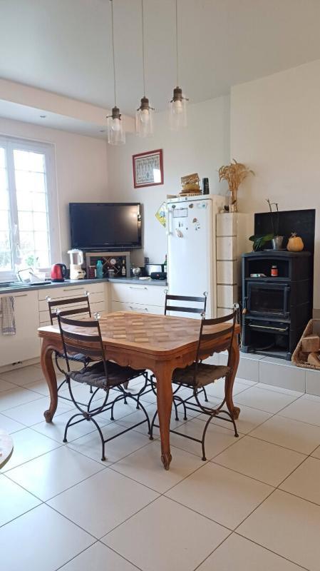 Maison - 243 m² - 8 pièces
