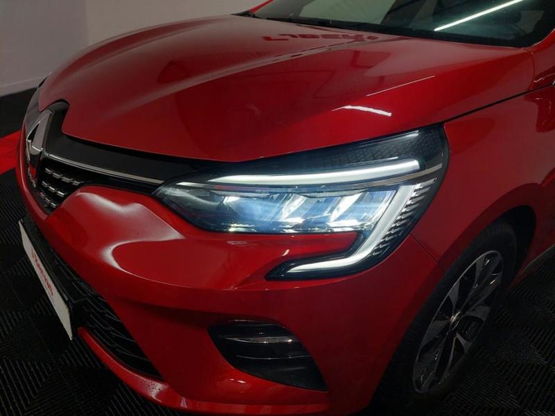 Renault Clio V Techno E-Tech full hybrid 145