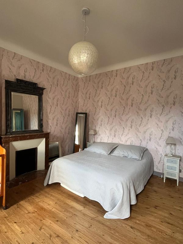 Maison ancienne - 240 m² - 9 pièces