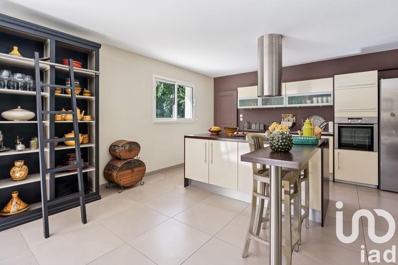 Maison - 190 m² - 6 pièces