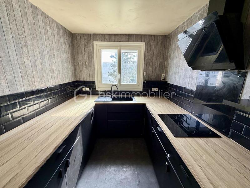 Appartement - 100 m² - 5 pièces