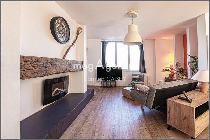 Appartement - 85 m² - 4 pièces