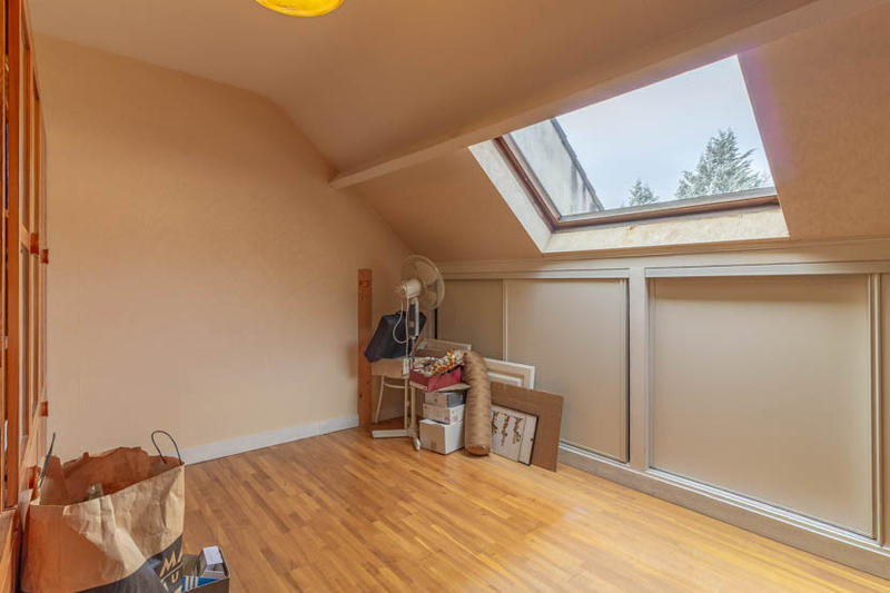 Maison - 123 m² - 7 pièces