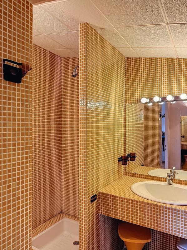 Maison - 220 m² - 6 pièces