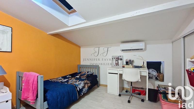 Maison - 200 m² - 6 pièces