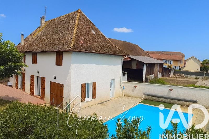 Maison - 250 m² - 9 pièces