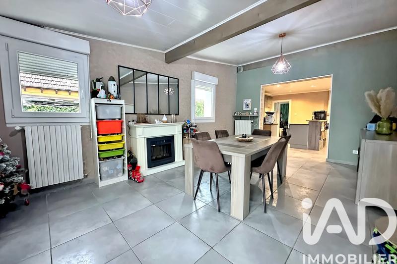 Maison - 100 m² - 6 pièces