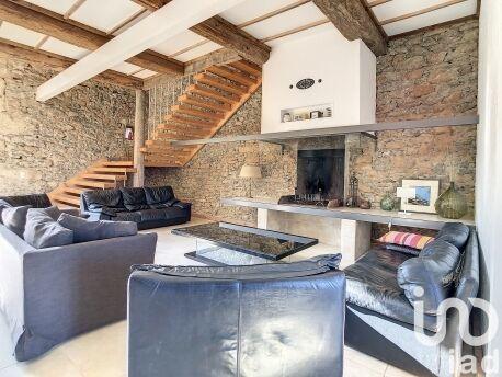 Maison - 430 m² - 7 pièces