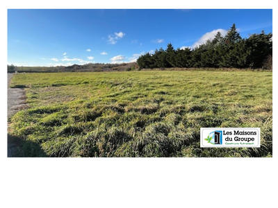 Terrain constructible - 1 673 m²