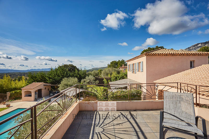 Demeure - 310 m² - 10 pièces