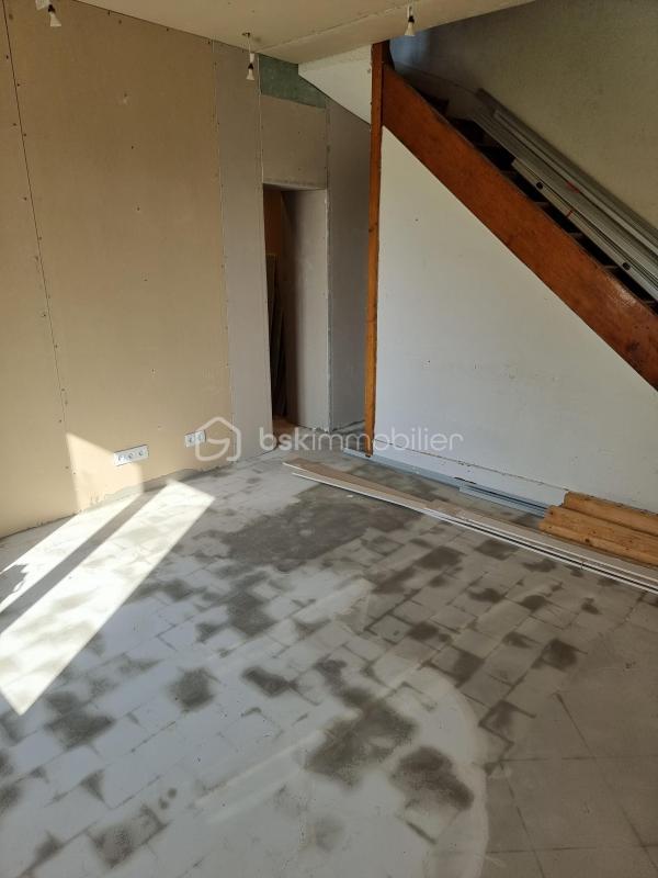 Maison - 92 m² - 4 pièces