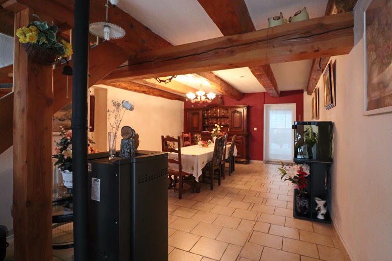 Propriété - 324 m² - 14 pièces