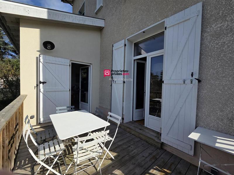 Maison - 169 m² - 8 pièces