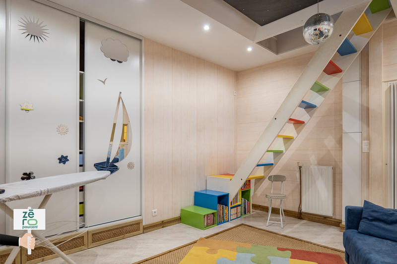 Maison - 194 m² - 7 pièces