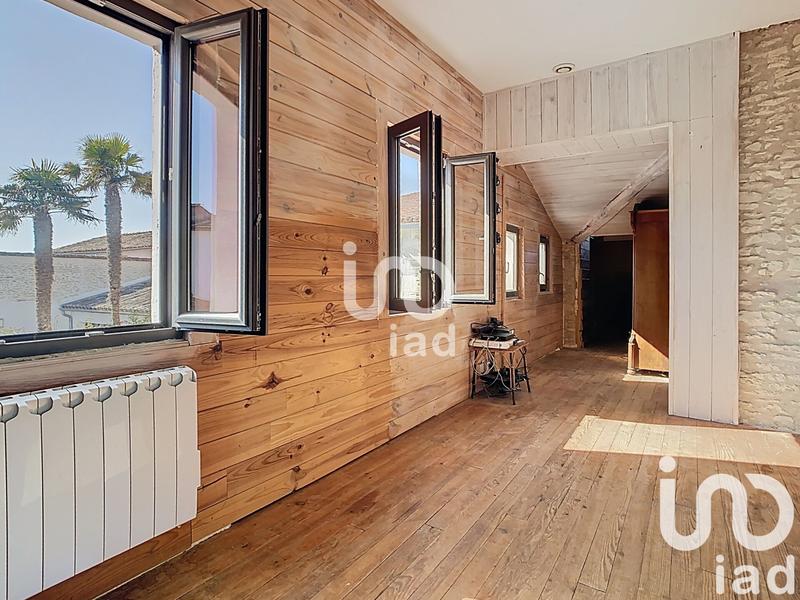 Maison - 210 m² - 7 pièces