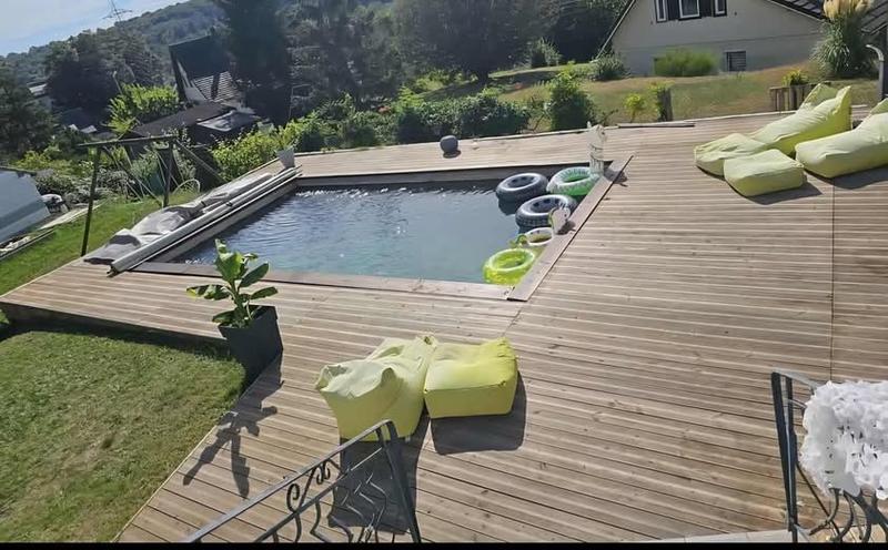 Maison - 212 m² - 10 pièces