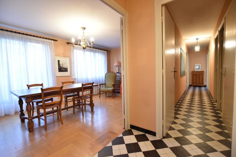 Appartement - 91 m² - 5 pièces