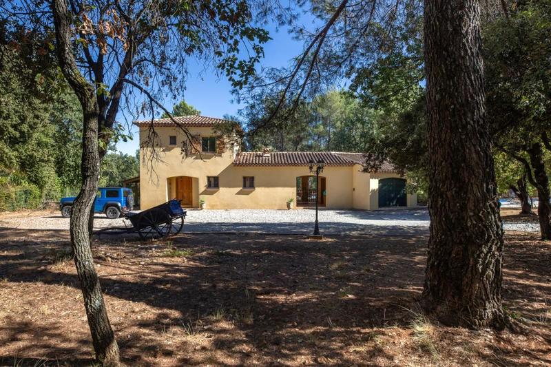 Maison - 160 m² - 5 pièces