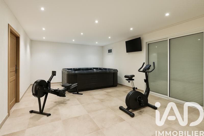 Maison de maîtres - 279 m² - 8 pièces