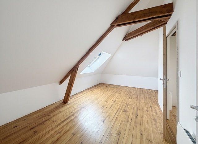 Maison - 170 m² - 8 pièces
