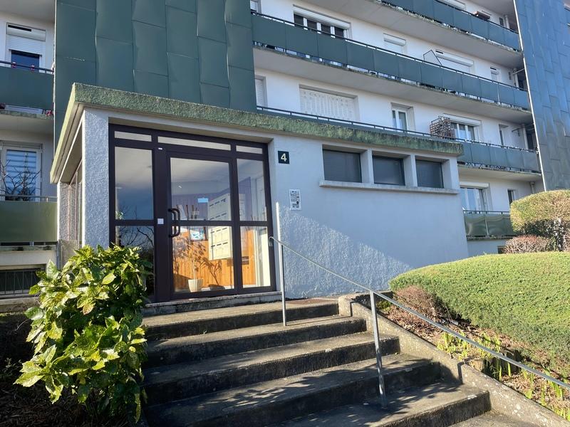 Appartement - 96 m² - 4 pièces