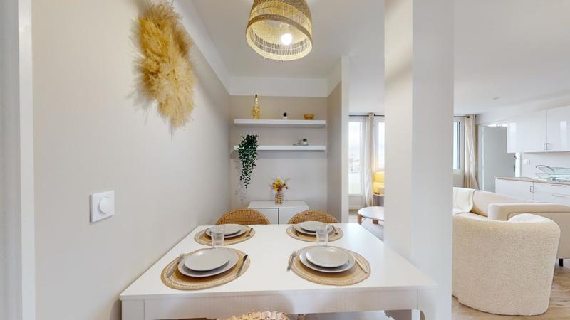 Appartement - 81 m² - 5 pièces