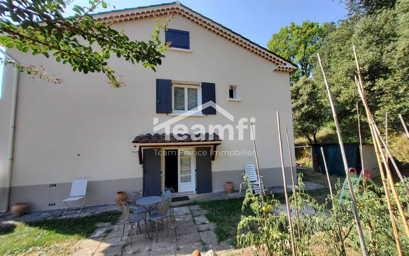 Maison - 144 m² - 4 pièces