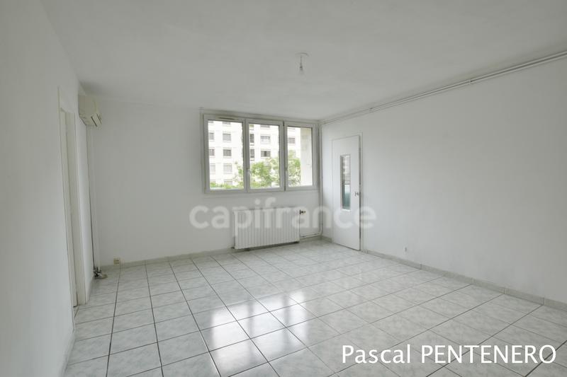 Appartement - 74 m² - 4 pièces