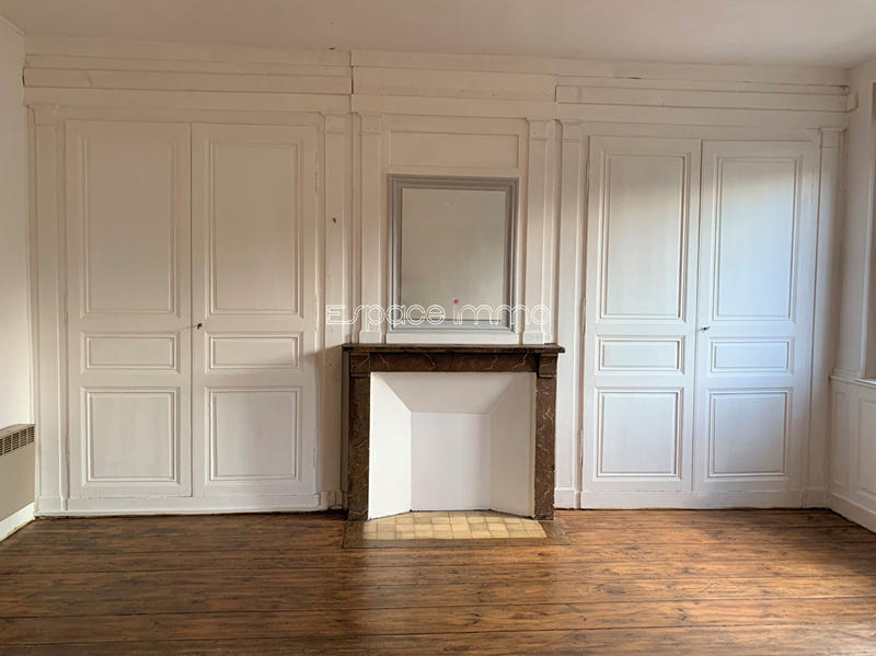 Maison - 240 m² - 12 pièces