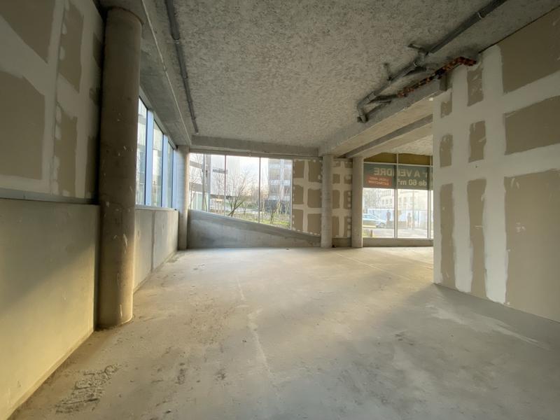 Local commercial - 368 m²