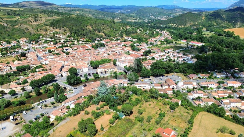 Maison - 430 m² - 15 pièces