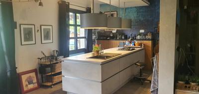 Maison - 350 m² - 20 pièces