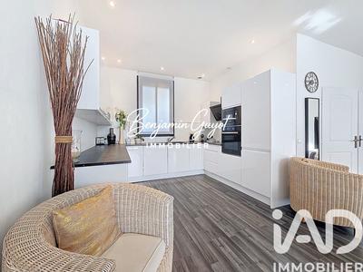 Maison - 111 m² - 4 pièces