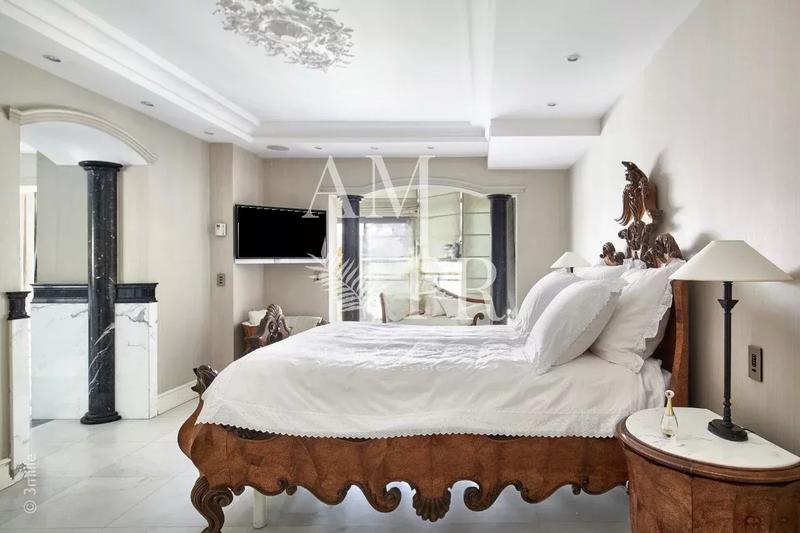 Appartement - 209 m² - 4 pièces