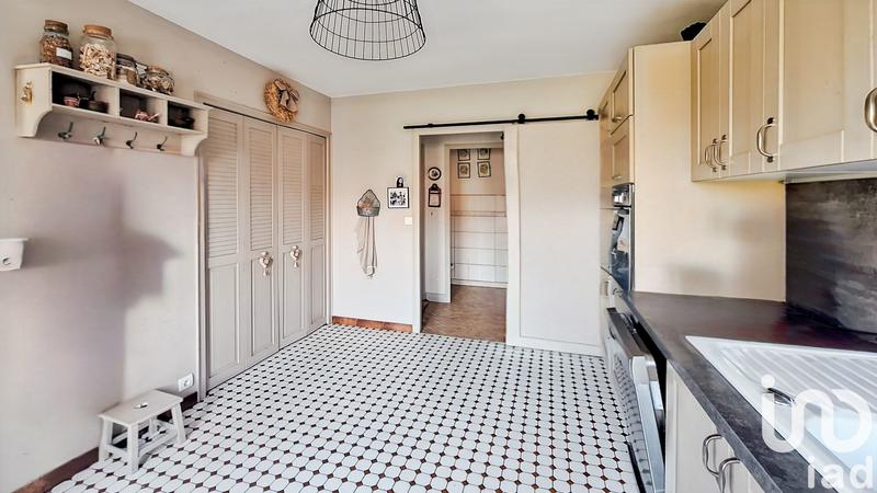 Maison - 170 m² - 7 pièces