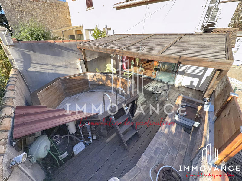 Appartement - 151 m² - 5 pièces