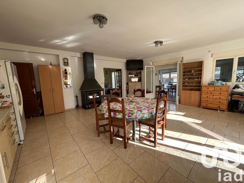 Maison - 257 m² - 8 pièces