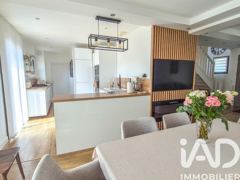 Maison - 131 m² - 7 pièces