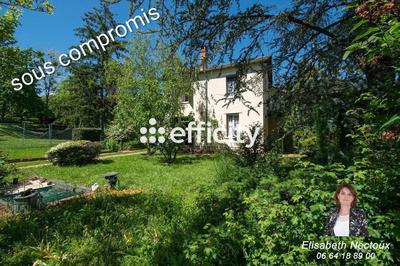 Maison - 123 m² - 6 pièces