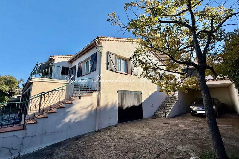 Maison - 168 m² - 2 pièces